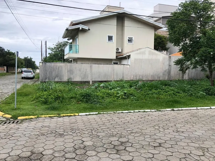 Foto 5 de Terreno / Lote à venda, 271m2 em Bombinhas - SC
