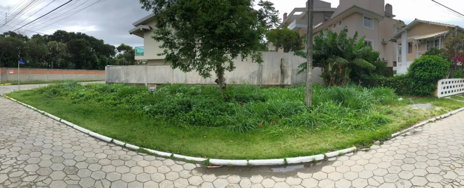 Foto 4 de Terreno / Lote à venda, 271m2 em Bombinhas - SC