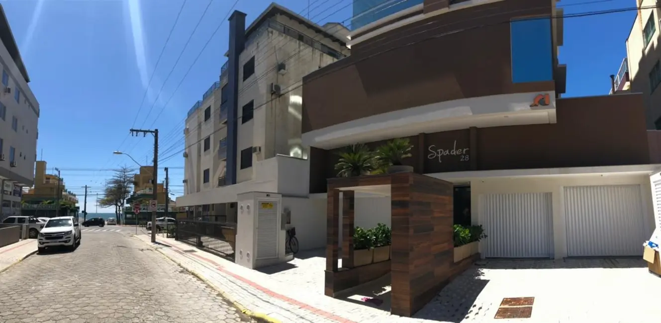 Foto 3 de Apartamento com 2 quartos à venda, 103m2 em Bombinhas - SC