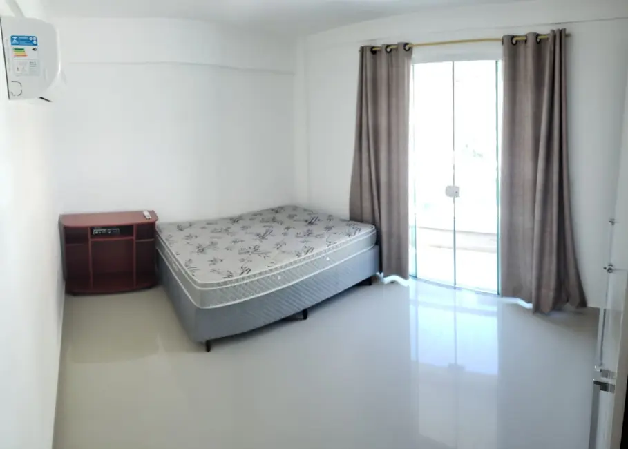 Foto 9 de Apartamento com 1 quarto à venda, 75m2 em Bombinhas - SC