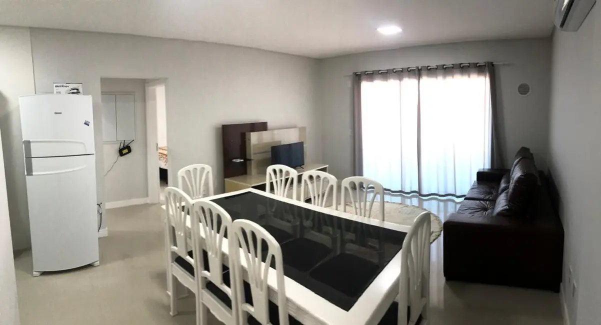 Foto 6 de Apartamento com 2 quartos à venda, 90m2 em Bombinhas - SC