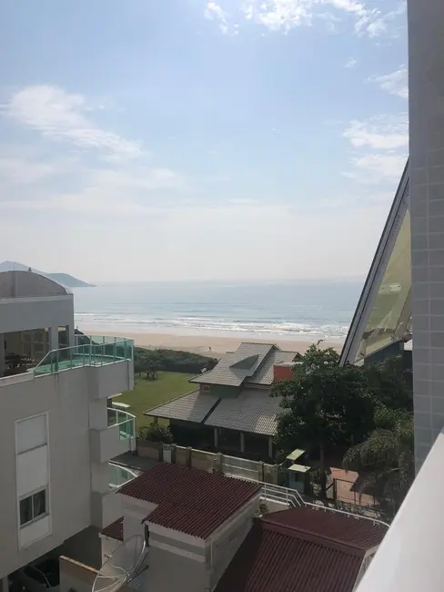 Foto 9 de Apartamento com 3 quartos à venda, 193m2 em Bombinhas - SC