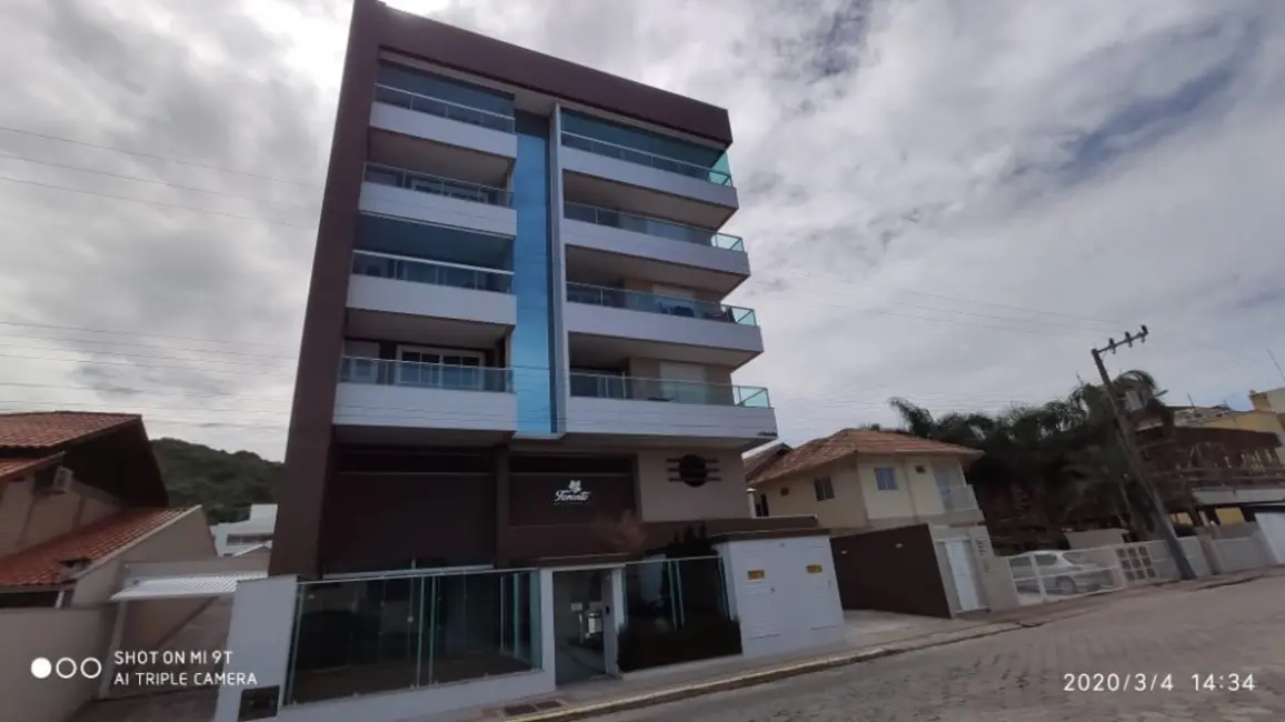 Foto 1 de Apartamento com 1 quarto à venda, 75m2 em Bombinhas - SC