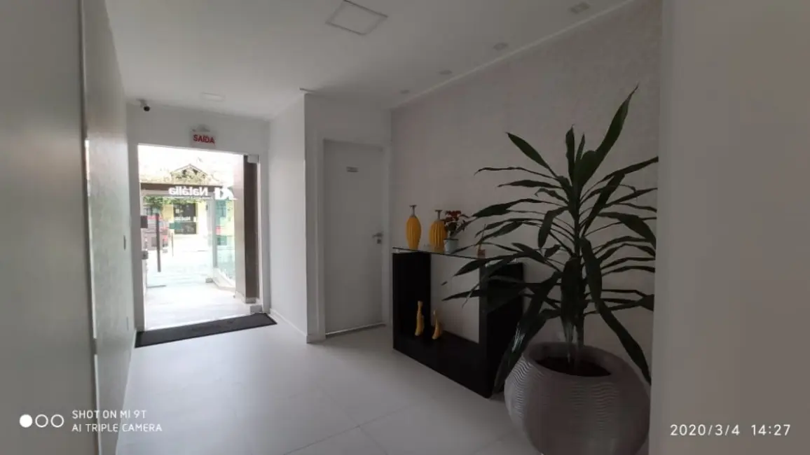 Foto 3 de Apartamento com 1 quarto à venda, 75m2 em Bombinhas - SC