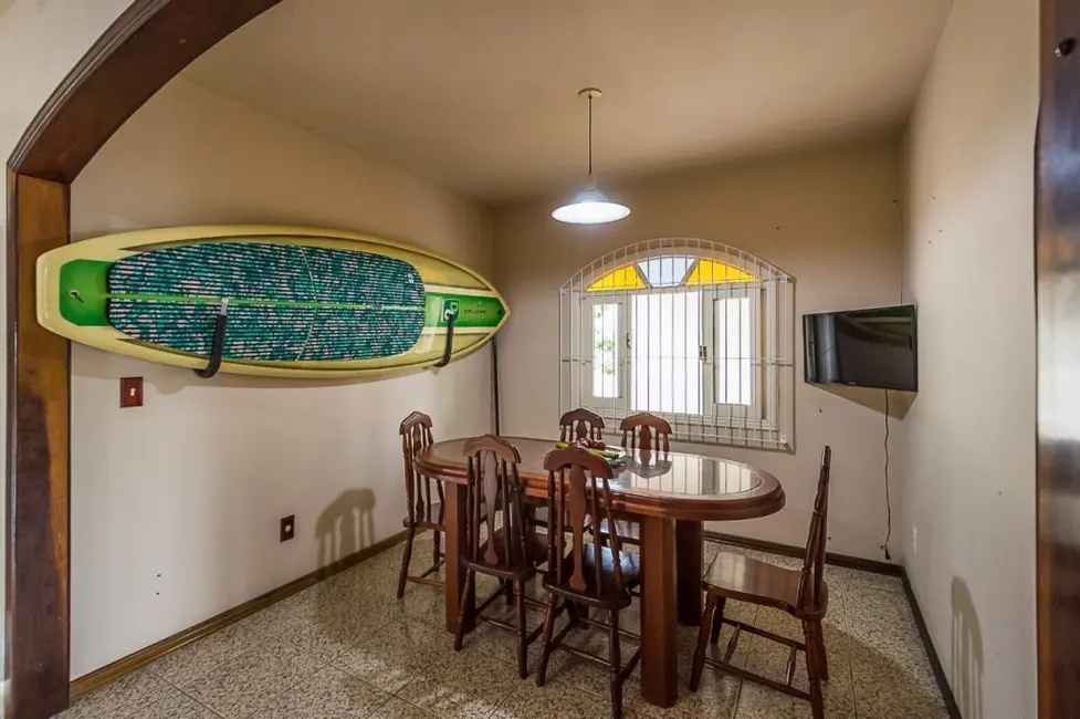 Foto 4 de Sala Comercial com 3 quartos à venda, 160m2 em Bombinhas - SC