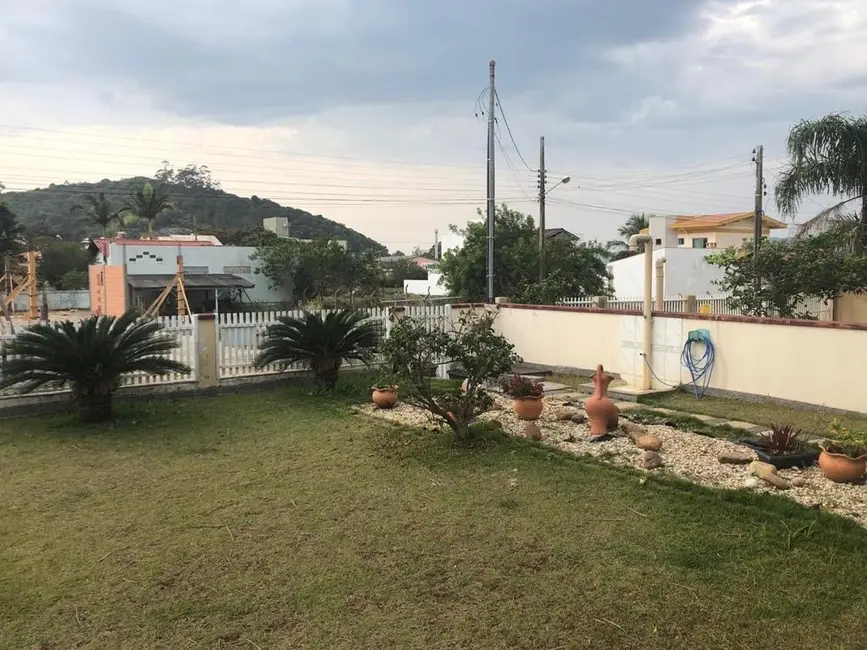 Foto 4 de Sala Comercial com 4 quartos à venda, 150m2 em Bombinhas - SC