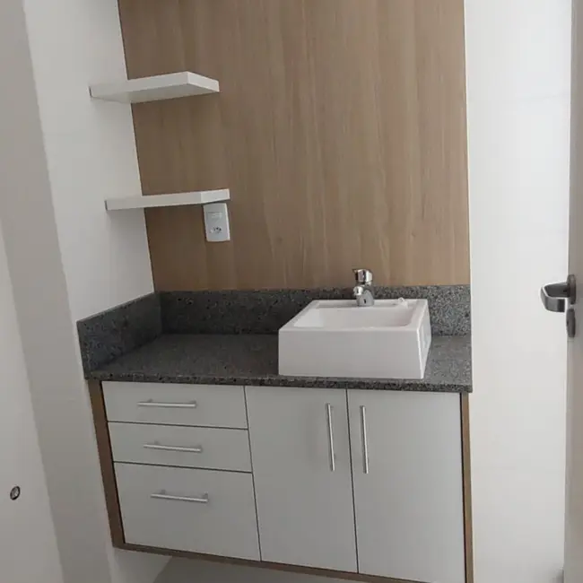 Apartamento com 1 quarto à venda, 53m2 em Vila Ipiranga, Porto Alegre - RS - imagem 4 Foto 4 de Apartamento com 1 quarto à venda, 53m2 em Vila Ipiranga, Porto Alegre - RS