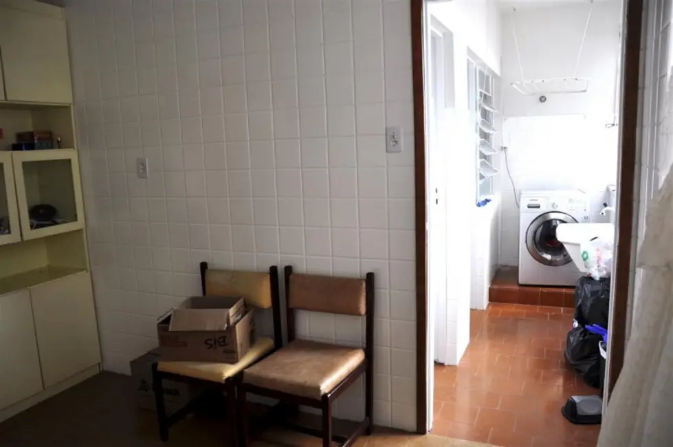 Apartamento com 3 quartos à venda, 105m2 em Santa Cecília, Porto Alegre - RS - imagem 6 Foto 6 de Apartamento com 3 quartos à venda, 105m2 em Santa Cecília, Porto Alegre - RS