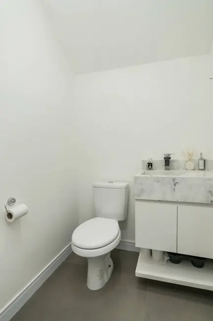 Foto 2 de Casa de Condomínio com 2 quartos à venda, 100m2 em Porto Alegre - RS