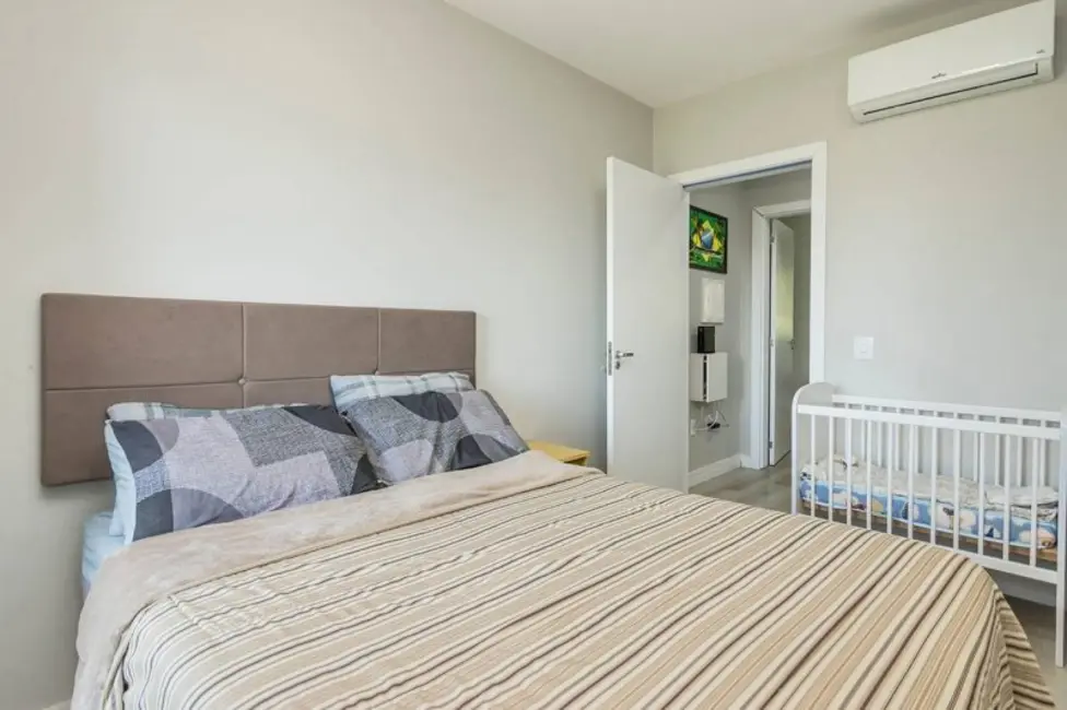 Foto 5 de Casa de Condomínio com 2 quartos à venda, 100m2 em Porto Alegre - RS