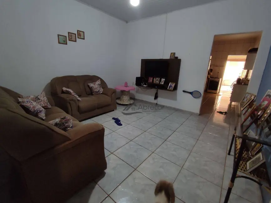 Foto 6 de Casa com 2 quartos à venda, 300m2 em Chris II, Votuporanga - SP