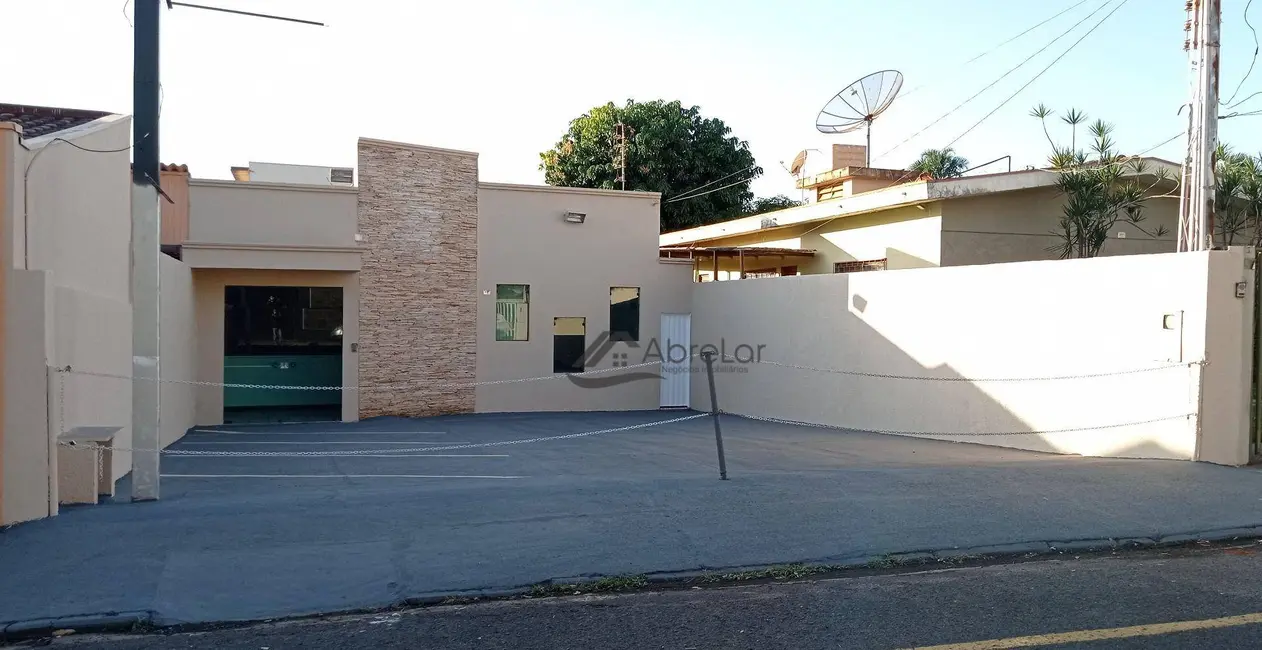 Foto 1 de Casa à venda, 400m2 em Santa Eliza, Votuporanga - SP