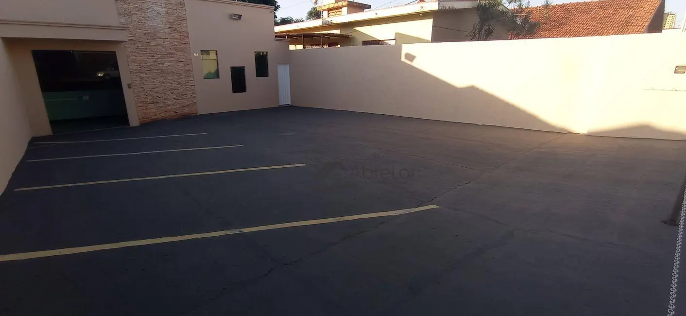 Foto 2 de Casa à venda, 400m2 em Santa Eliza, Votuporanga - SP