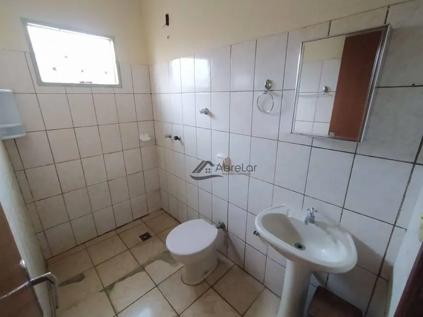 Casa com 3 quartos para alugar em Votuporanga - SP - imagem 6 Foto 6 de Casa com 3 quartos para alugar em Votuporanga - SP