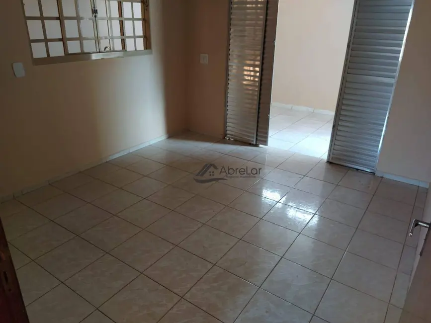 Foto 8 de Casa com 3 quartos à venda, 90m2 em Chácara das Paineiras, Votuporanga - SP