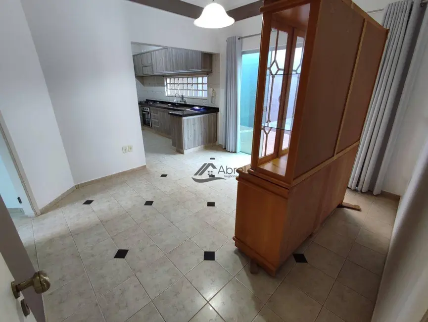 Foto 9 de Casa com 3 quartos à venda, 439m2 em Vale do Sol, Votuporanga - SP