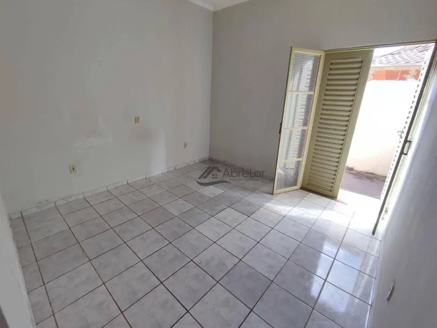 Foto 7 de Kitnet com 1 quarto para alugar em Chácara Aviação, Votuporanga - SP