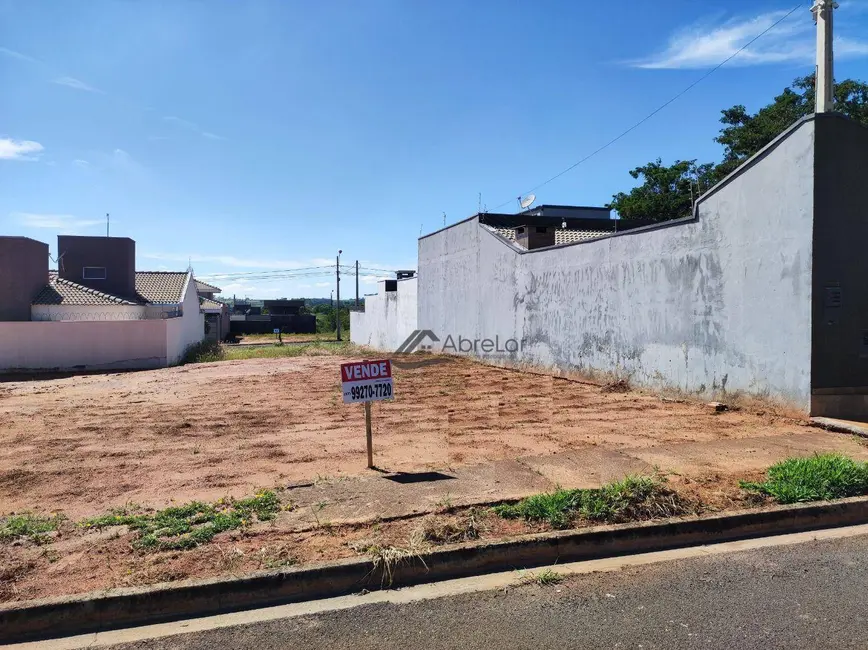 Foto 1 de Terreno / Lote à venda, 200m2 em Votuporanga - SP