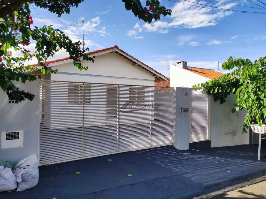 Foto 1 de Casa com 2 quartos à venda, 194m2 em Jardim Portal dos Lagos, Votuporanga - SP