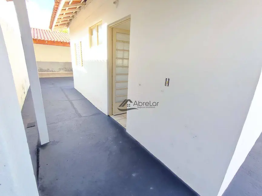 Foto 4 de Casa com 2 quartos à venda, 194m2 em Jardim Portal dos Lagos, Votuporanga - SP