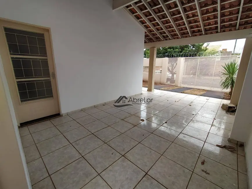 Foto 3 de Casa com 2 quartos à venda, 240m2 em Parque Residencial do Lago, Votuporanga - SP