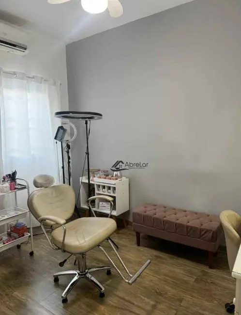 Casa com 3 quartos à venda em Valentim Gentil - SP - imagem 6 Foto 6 de Casa com 3 quartos à venda em Valentim Gentil - SP