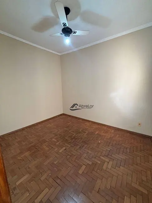 Foto 6 de Casa com 3 quartos para alugar, 261m2 em Chácara das Paineiras, Votuporanga - SP