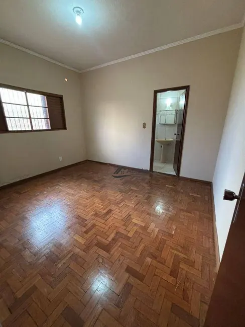 Foto 7 de Casa com 3 quartos para alugar, 261m2 em Chácara das Paineiras, Votuporanga - SP