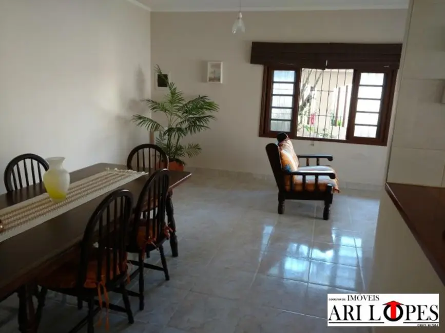 Foto 8 de Casa com 3 quartos à venda, 120m2 em Mongagua - SP