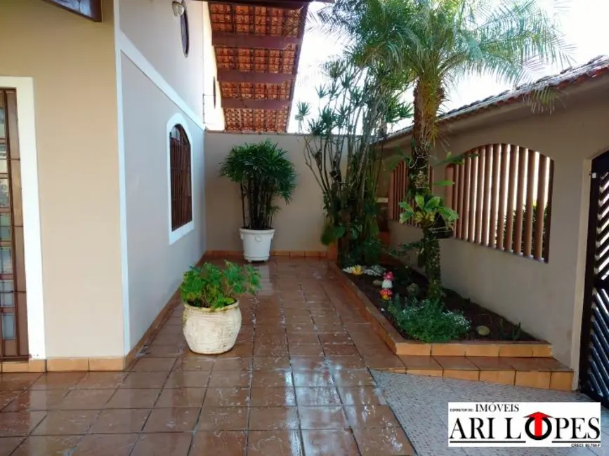 Foto 5 de Casa com 3 quartos à venda, 120m2 em Mongagua - SP