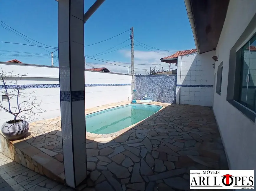 Foto 3 de Casa com 4 quartos à venda, 370m2 em Mongagua - SP