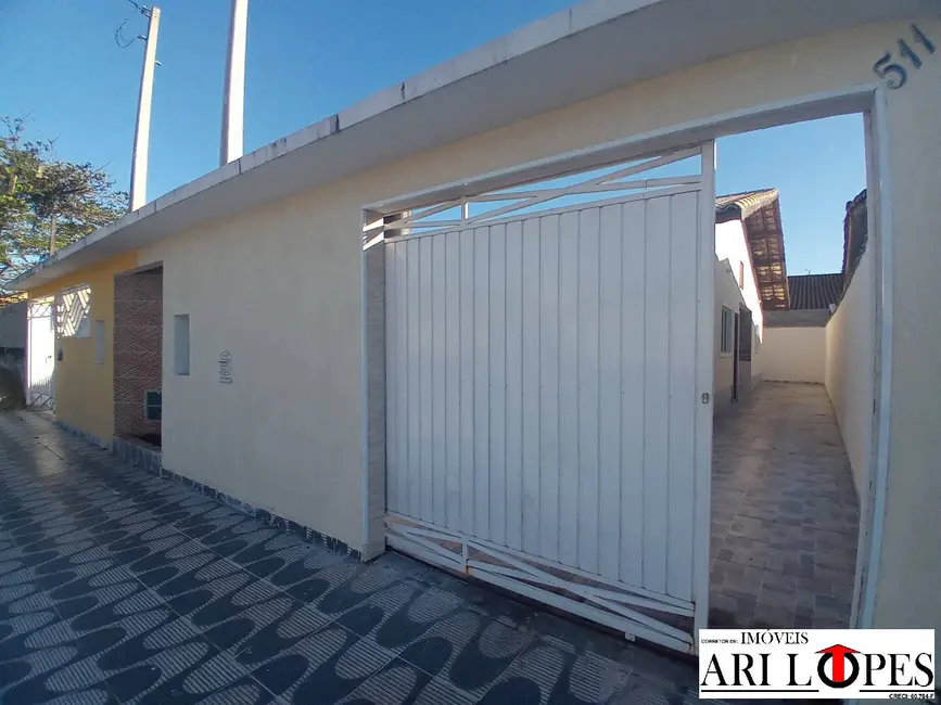 Foto 1 de Casa com 2 quartos à venda, 140m2 em Mongagua - SP