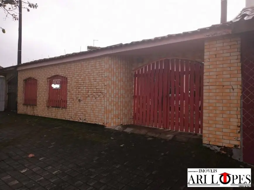 Foto 1 de Casa com 3 quartos à venda, 180m2 em Mongagua - SP