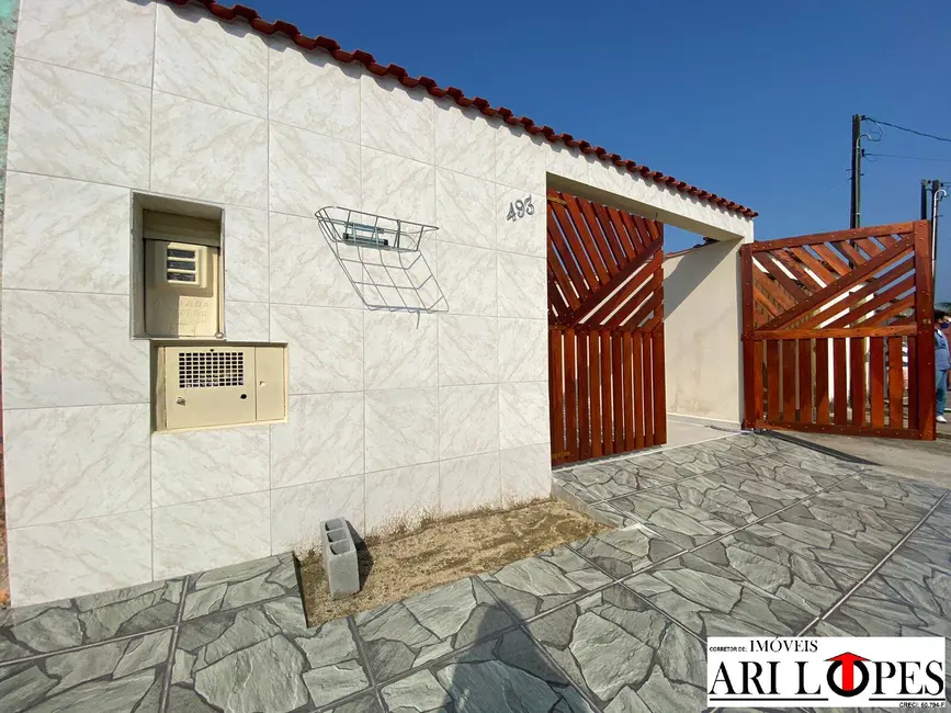 Foto 9 de Casa com 2 quartos à venda, 70m2 em Mongagua - SP