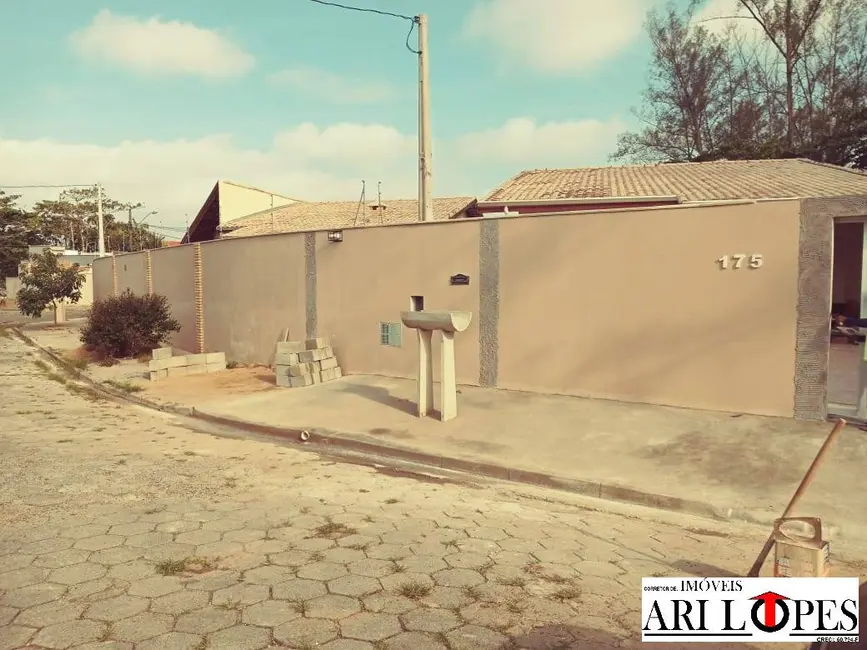 Foto 2 de Casa com 3 quartos à venda, 279m2 em Itanhaem - SP