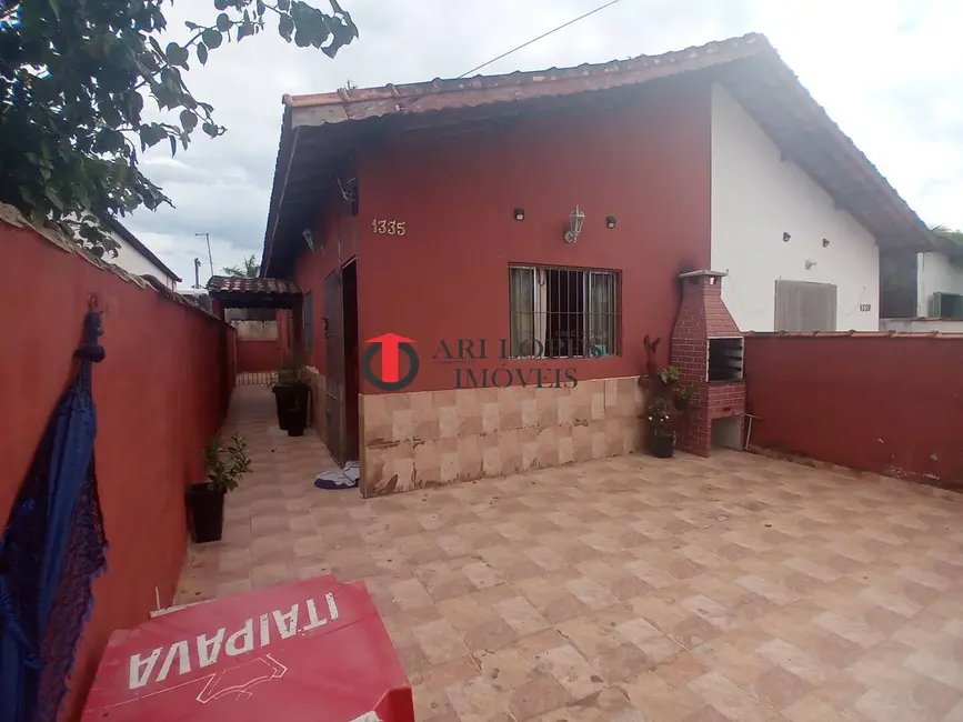 Foto 2 de Casa com 2 quartos à venda, 125m2 em Mongagua - SP