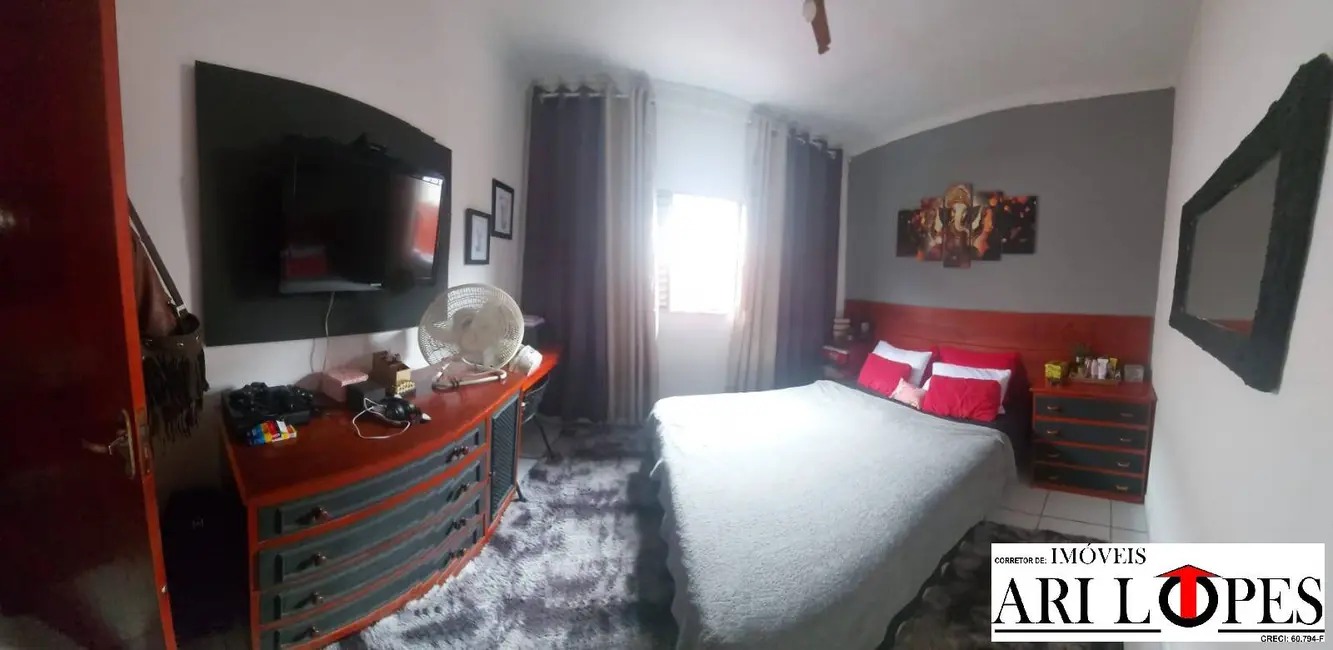 Foto 9 de Casa com 2 quartos à venda, 125m2 em Mongagua - SP