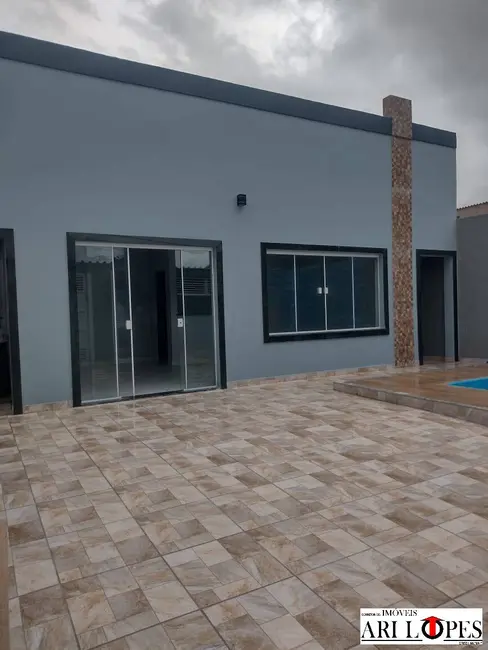 Foto 1 de Casa com 3 quartos à venda, 250m2 em Solemar, Praia Grande - SP