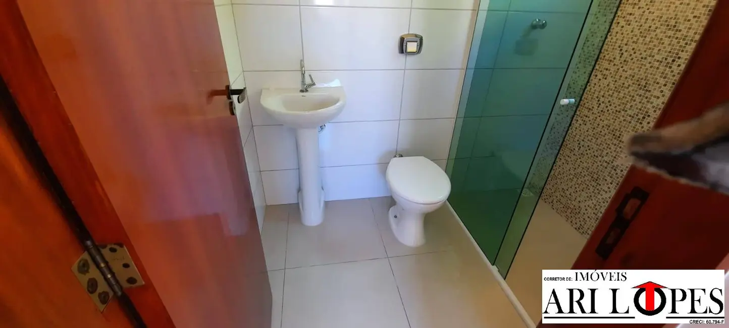 Foto 9 de Casa com 2 quartos à venda, 190m2 em Mongagua - SP