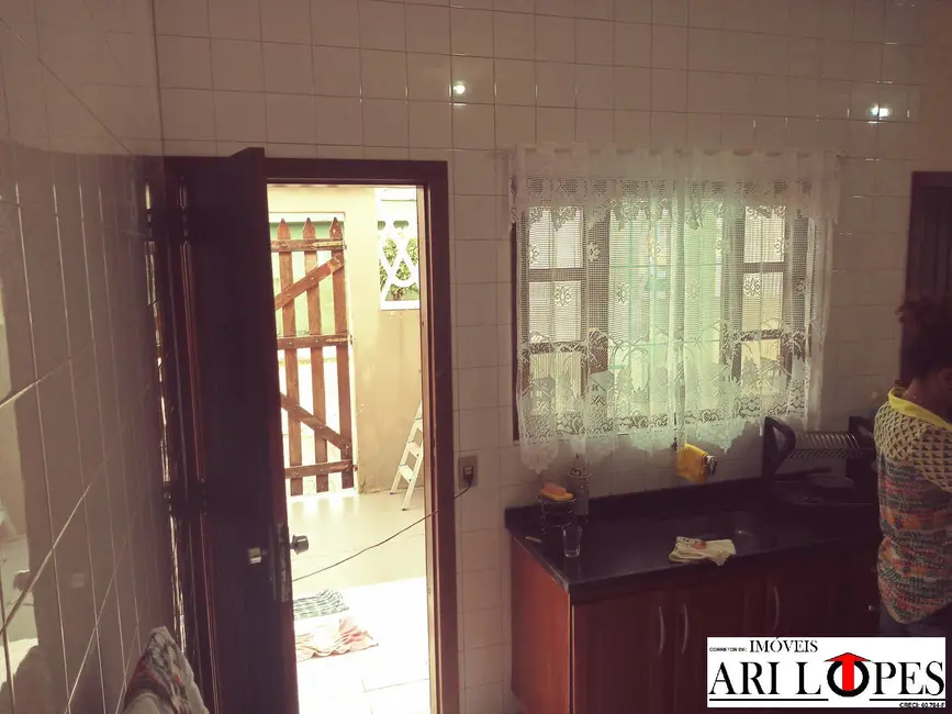 Foto 7 de Casa com 2 quartos à venda, 122m2 em Mongagua - SP