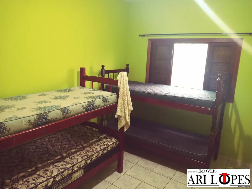 Foto 9 de Casa com 2 quartos à venda, 122m2 em Mongagua - SP