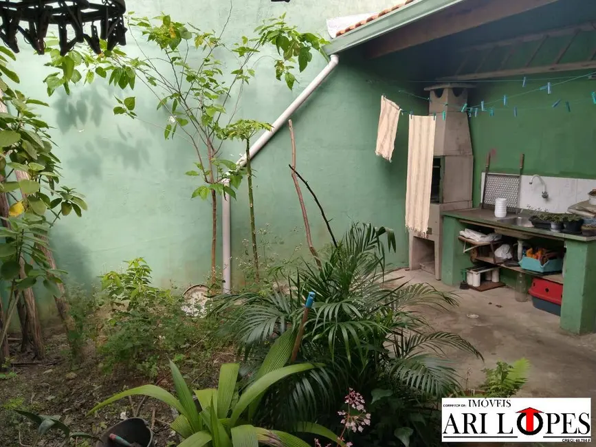 Foto 5 de Sobrado com 3 quartos à venda, 125m2 em Mongagua - SP