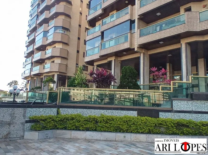 Foto 4 de Apartamento com 4 quartos à venda, 209m2 em Mongagua - SP