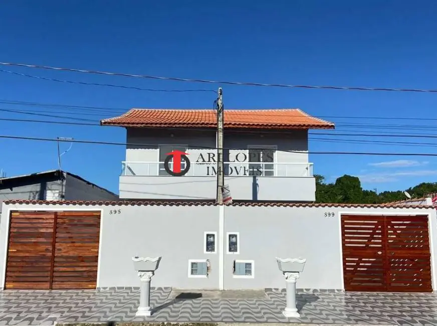 Foto 1 de Sobrado com 2 quartos à venda, 125m2 em Itanhaem - SP