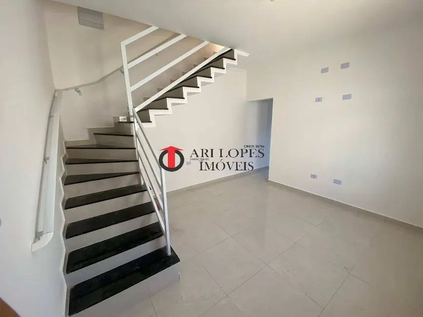 Foto 5 de Sobrado com 2 quartos à venda, 125m2 em Itanhaem - SP