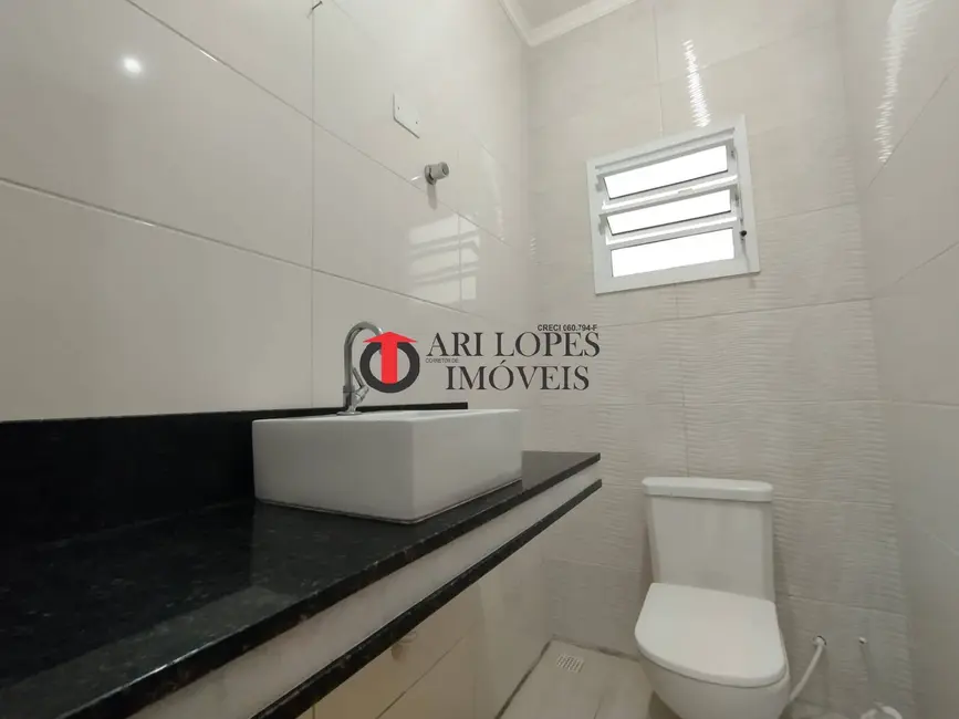 Foto 9 de Casa com 3 quartos à venda, 250m2 em Mongagua - SP