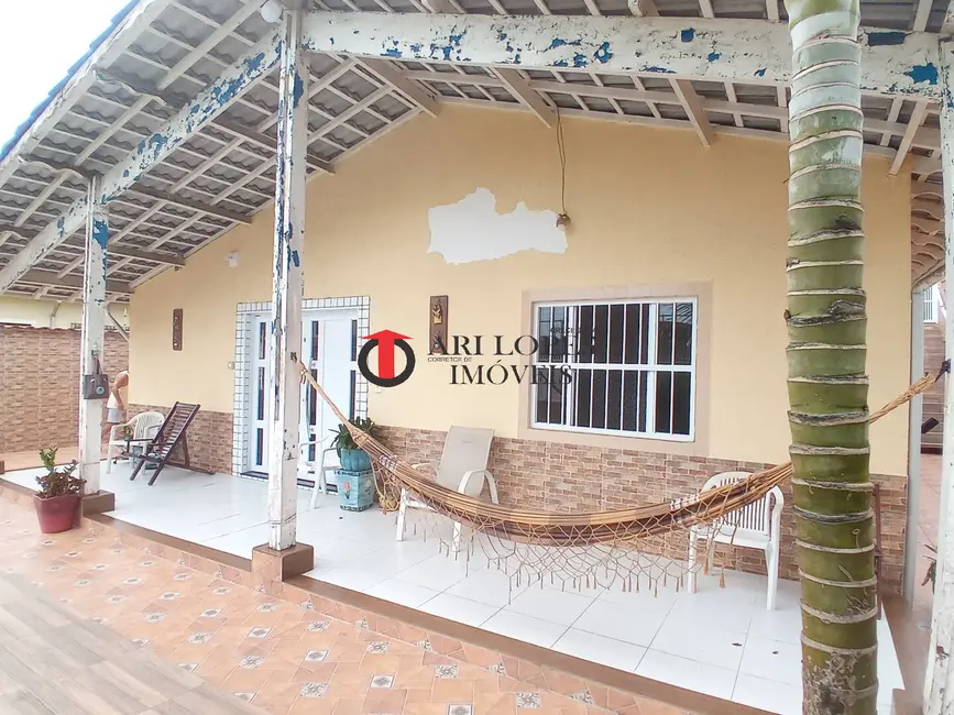 Foto 3 de Casa com 4 quartos à venda, 405m2 em Mongagua - SP