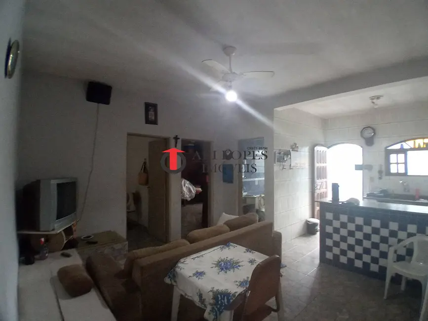 Foto 6 de Casa com 2 quartos à venda, 187m2 em Mongagua - SP