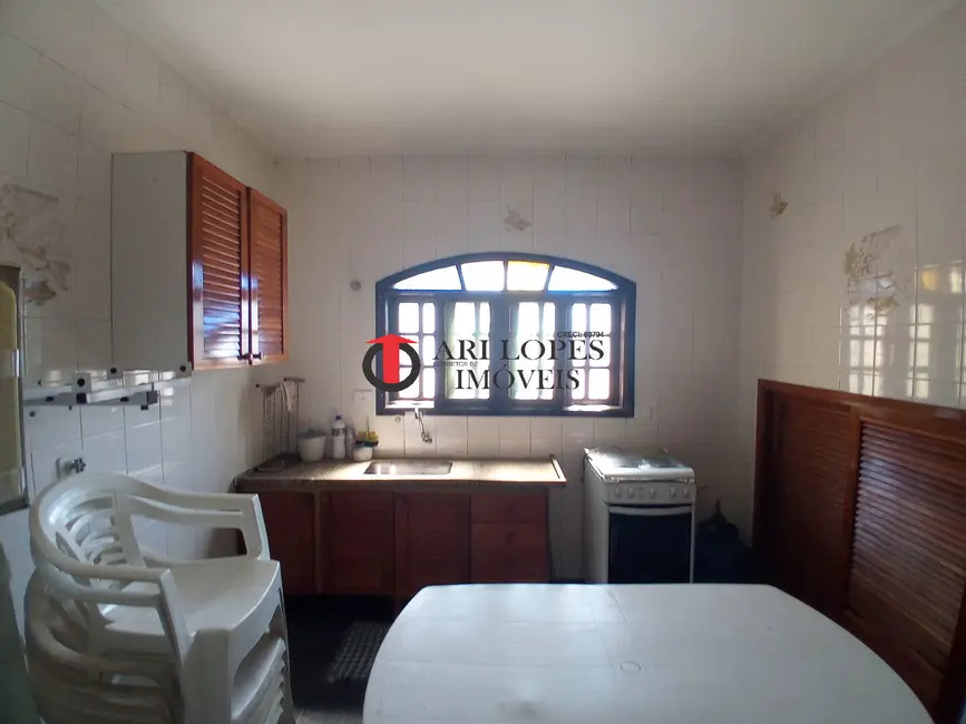 Foto 4 de Sobrado com 2 quartos à venda, 177m2 em Mongagua - SP