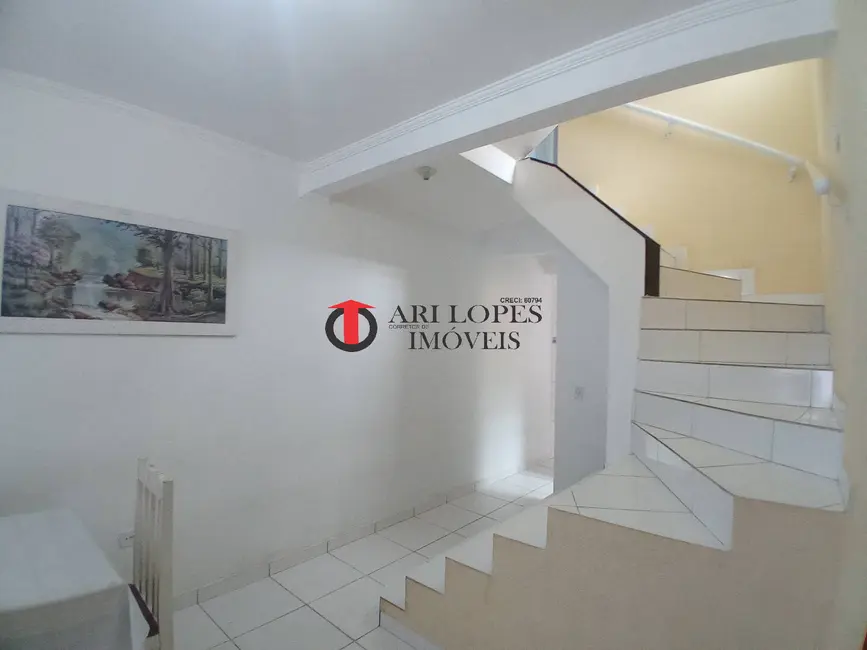 Foto 4 de Sobrado com 3 quartos à venda, 125m2 em Mongagua - SP